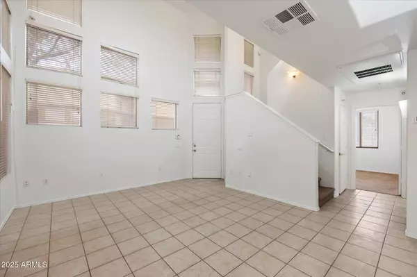 Tempe, AZ 85282,1445 E BROADWAY Road #120