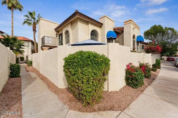 Phoenix, AZ 85044,5002 E SIESTA Drive #2