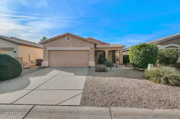 175 E SHAWNEE Road, San Tan Valley, AZ 85143