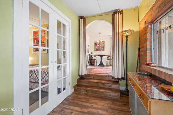 Patagonia, AZ 85624,402 SHEARD Drive