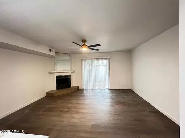 Phoenix, AZ 85021,2115 W BELMONT Avenue #4
