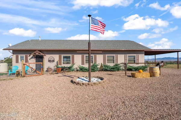 105 LOS ENCINOS Road, Sonoita, AZ 85637