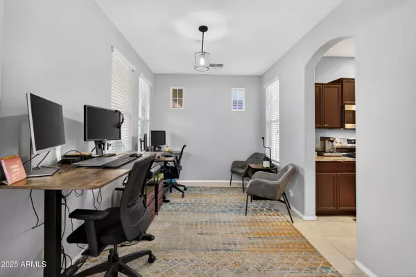 Gilbert, AZ 85295,1891 S VOYAGER Drive