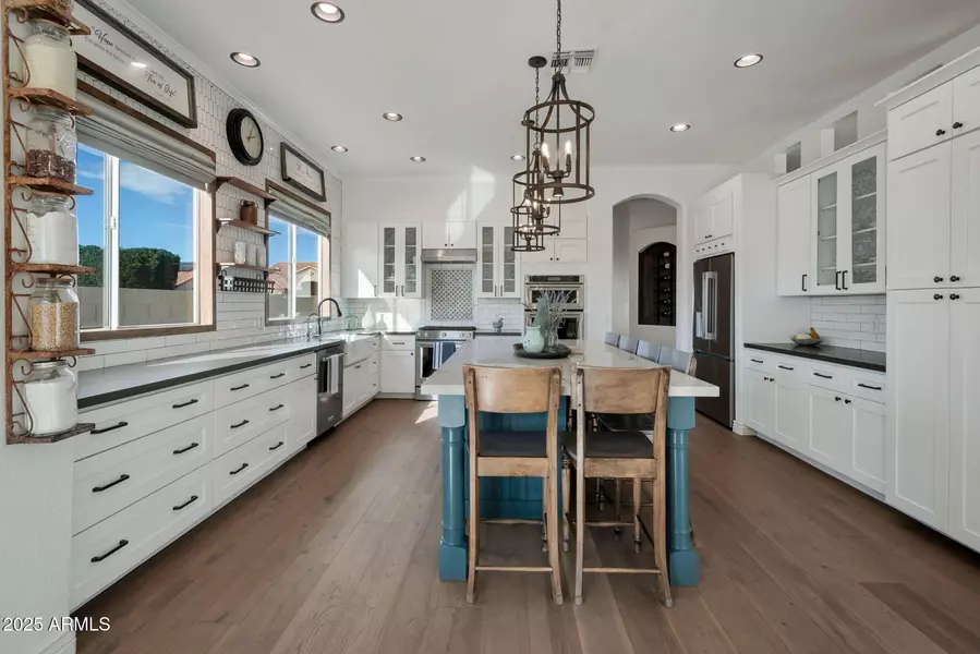 9705 E IDAHO Avenue, Mesa, AZ 85209