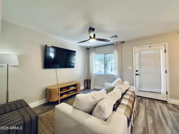 Mesa, AZ 85206,125 S 56TH Street #69