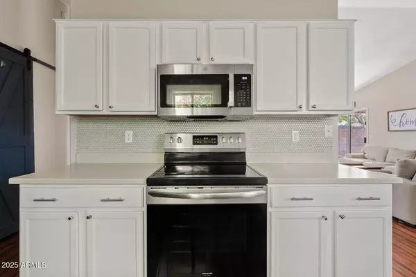 Phoenix, AZ 85054,21808 N 48TH Place