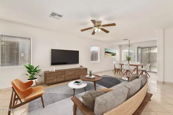 Phoenix, AZ 85041,1525 W BURGESS Lane