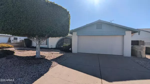 Glendale, AZ 85306,5817 W TIERRA BUENA Lane