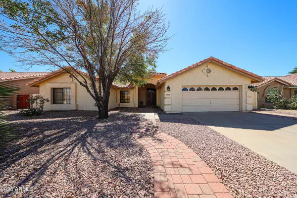 813 E COURTNEY Lane, Tempe, AZ 85284