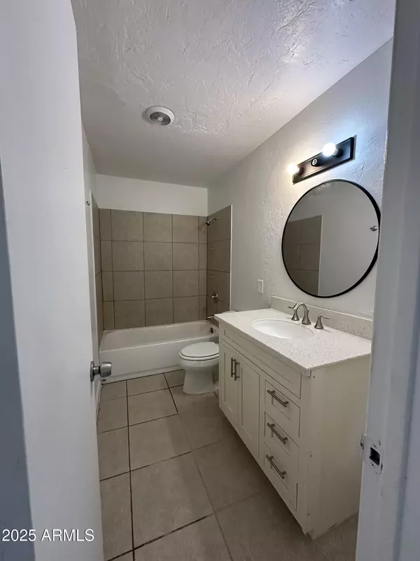 Phoenix, AZ 85035,6825 W VERNON Avenue