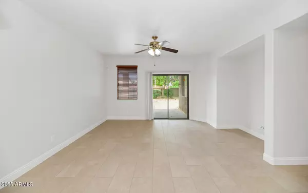 Anthem, AZ 85086,39148 N ACADIA Way