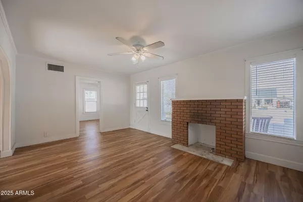 Phoenix, AZ 85006,1617 E WILLETTA Street