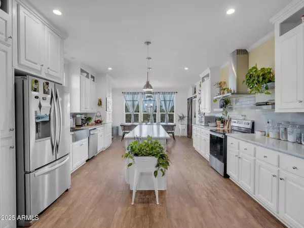 Williams, AZ 86046,7371 N 8 MILE Boulevard