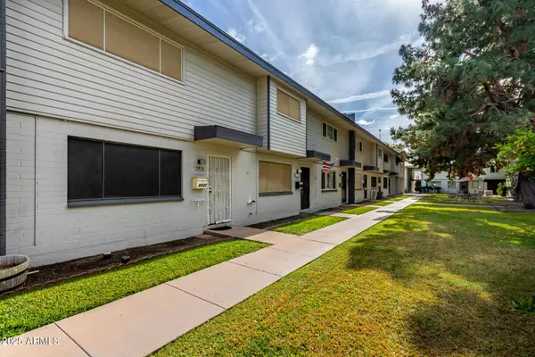 Phoenix, AZ 85017,2533 W Rose Lane