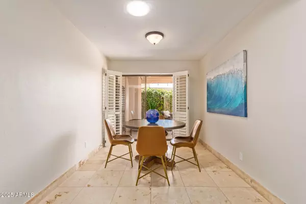 Phoenix, AZ 85016,5443 N 25TH Street