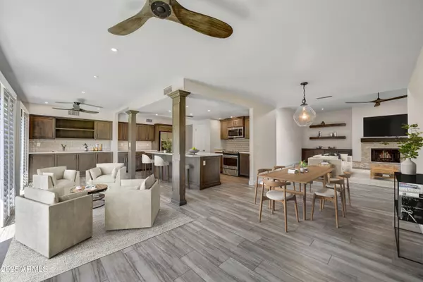 Scottsdale, AZ 85258,8184 E DEL CUARZO Drive