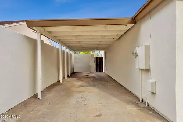 Phoenix, AZ 85044,4560 E SUNRISE Drive