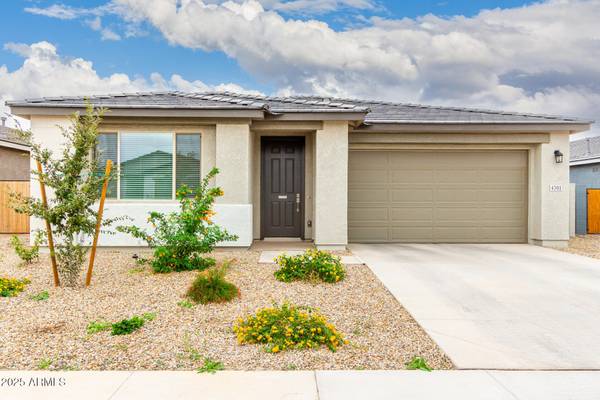 San Tan Valley, AZ 85143,4301 E BRADFORD Avenue