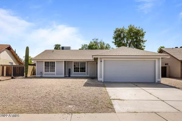19 W PIUTE Avenue, Phoenix, AZ 85027