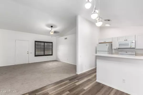 Phoenix, AZ 85027,19 W PIUTE Avenue