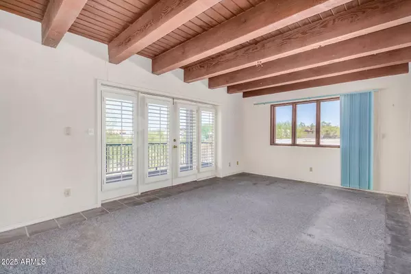 Phoenix, AZ 85086,40404 N NEW RIVER Road