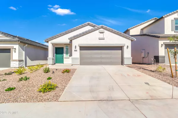 2108 W Sheridan Avenue, Apache Junction, AZ 85120