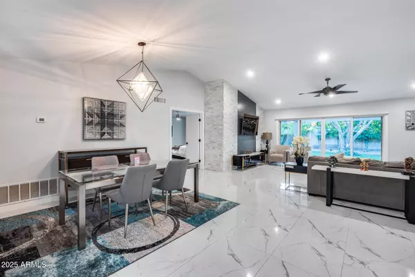 Scottsdale, AZ 85258,8618 E VIA DE ENCANTO --