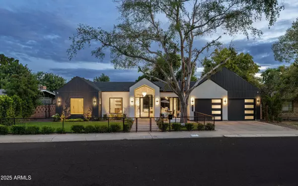 Phoenix, AZ 85018,3721 E PICCADILLY Road