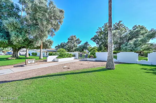 3505 E CAMPBELL Avenue #6, Phoenix, AZ 85018