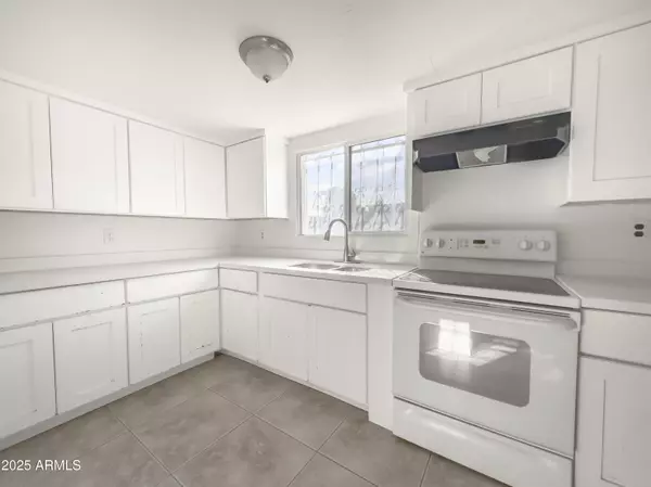 1927 E SHERIDAN Street #B, Phoenix, AZ 85006