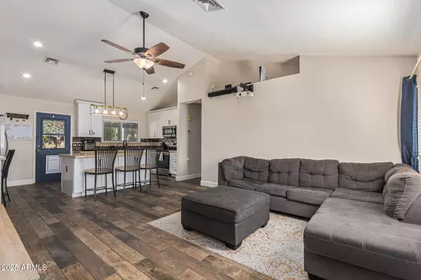 Chandler, AZ 85225,668 E ESTRELLA Drive