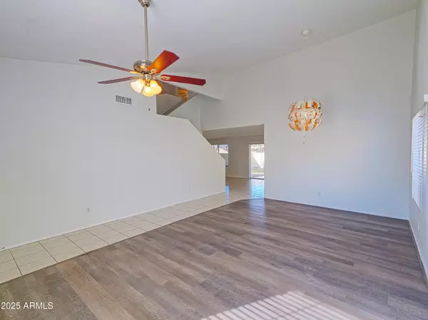 Chandler, AZ 85225,402 E LAREDO Street