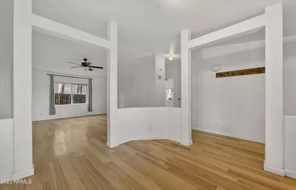 Flagstaff, AZ 86001,2184 W READING Court