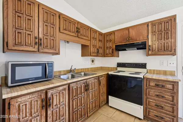 Phoenix, AZ 85033,3645 N 69TH Avenue #73