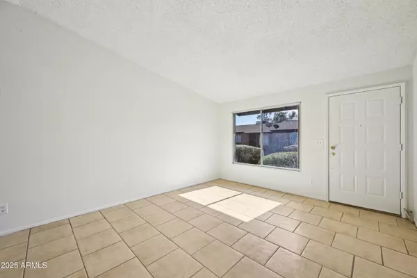 Phoenix, AZ 85033,3645 N 69TH Avenue #73