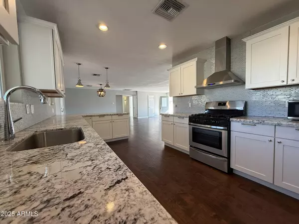 Scottsdale, AZ 85251,6820 E PINCHOT Avenue