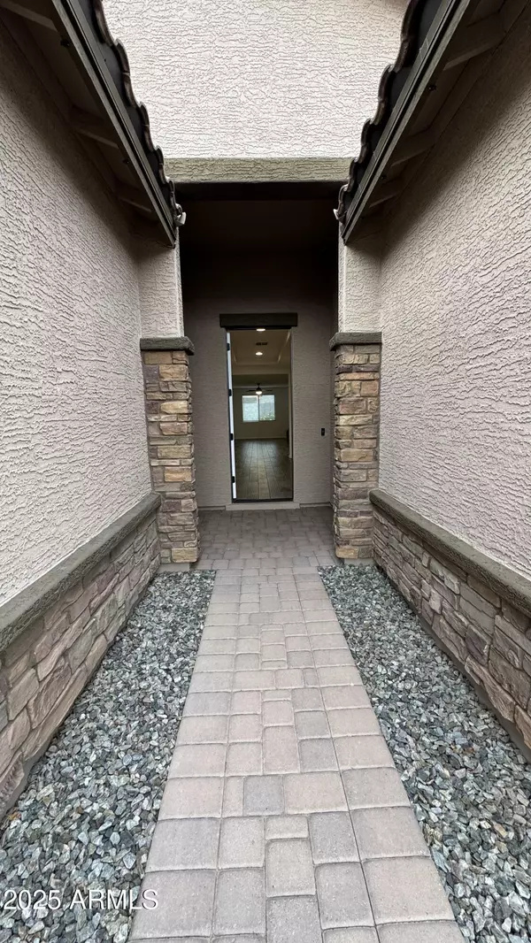 Litchfield Park, AZ 85340,18852 W MARSHALL Avenue