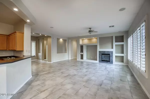 Anthem, AZ 85086,40420 N CHASE OAKS Way