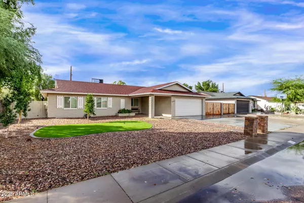 Phoenix, AZ 85051,8542 N 42ND Drive