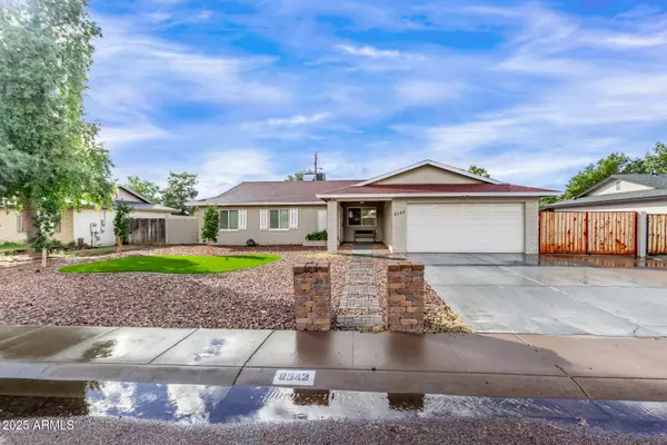 Phoenix, AZ 85051,8542 N 42ND Drive