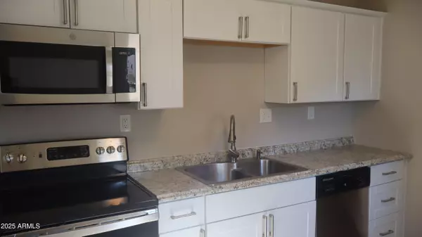 Sierra Vista, AZ 85635,516 PFISTER Avenue