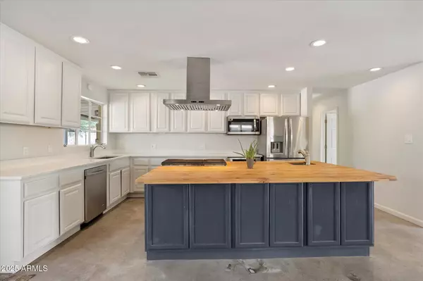 Phoenix, AZ 85013,1300 W Meadowbrook Avenue