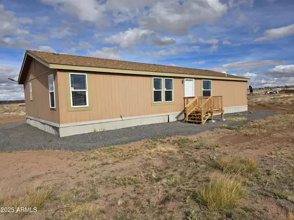 58 ACR 6009 --, St Johns, AZ 85936