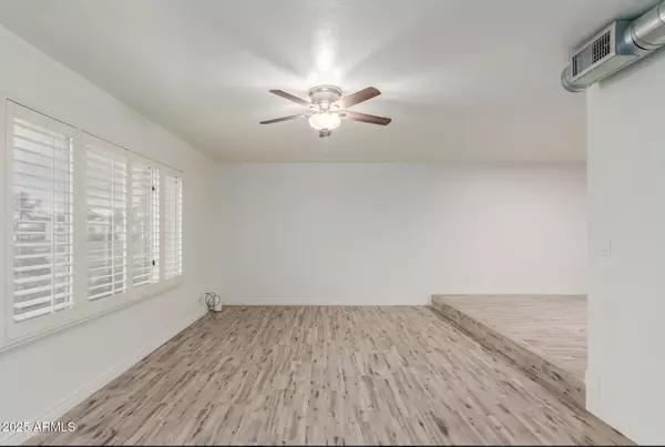 Scottsdale, AZ 85250,5105 N GRANITE REEF Road