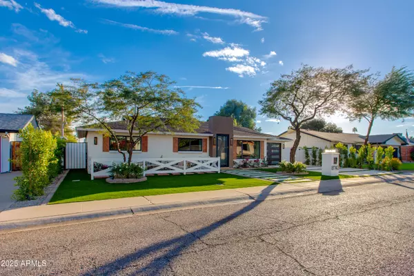 Scottsdale, AZ 85251,8743 E RANCHO VISTA Drive