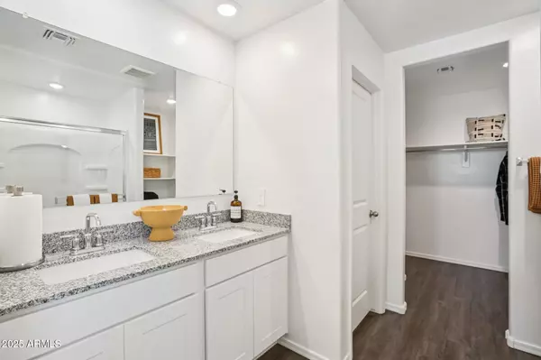 Casa Grande, AZ 85122,1566 E YEOMAN Drive