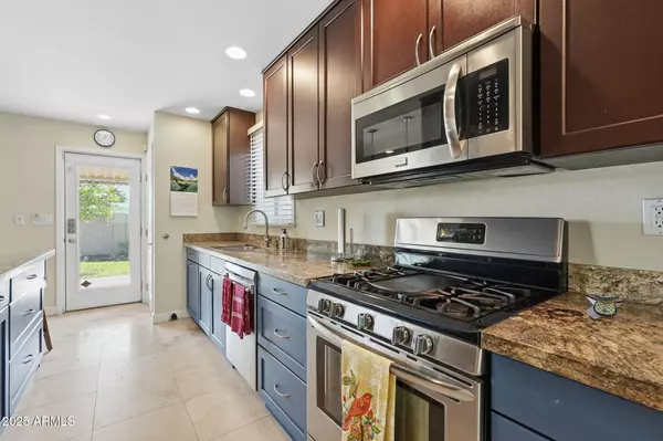 Scottsdale, AZ 85250,8231 E JACKRABBIT Road