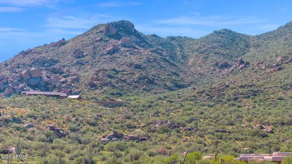 Carefree, AZ 85377,37008 N Nighthawk Way #7