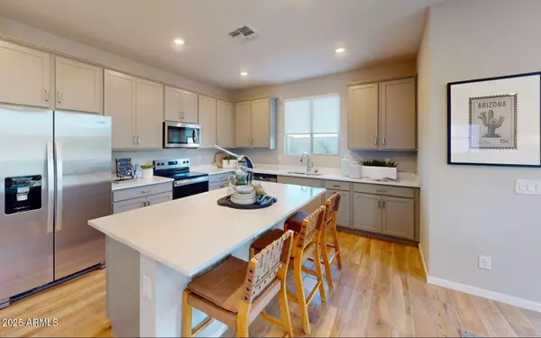 Apache Junction, AZ 85120,518 W FREMONT Pass