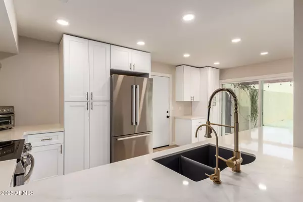 Mesa, AZ 85201,1121 N CHERRY --